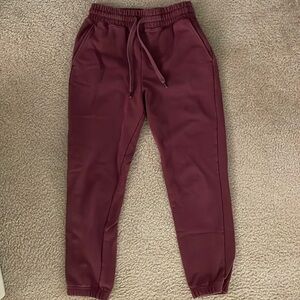 Fabletics Maroon Thick Sweatpant Joggers